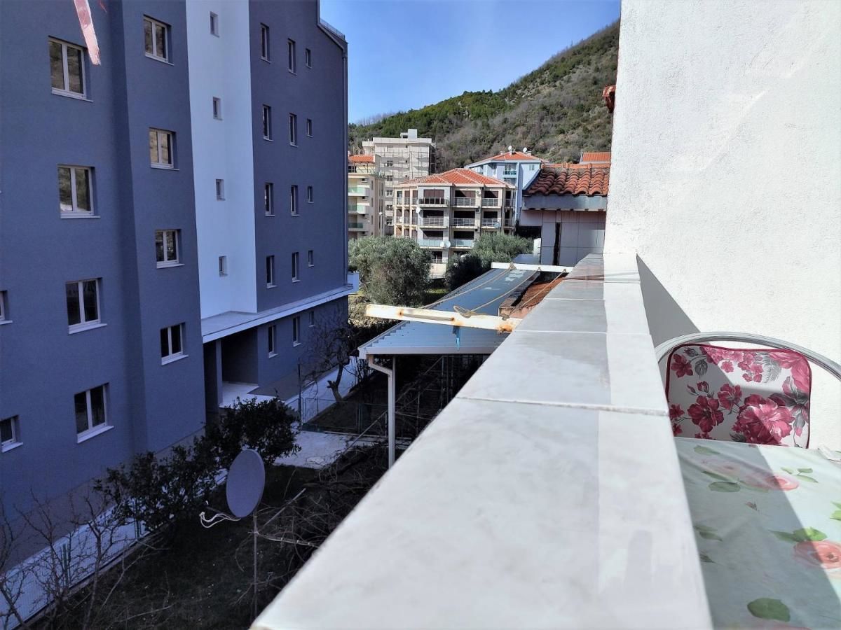 Гостевой дом Rooms and Apartments Rosa Бечичи