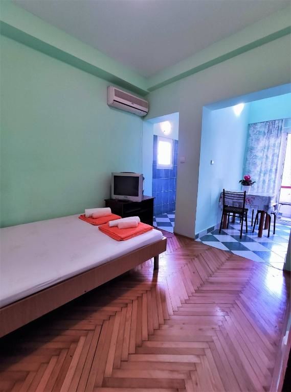 Гостевой дом Rooms and Apartments Rosa Бечичи