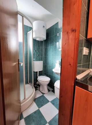 Гостевой дом Rooms and Apartments Rosa Бечичи Люкс, вид на сад-7
