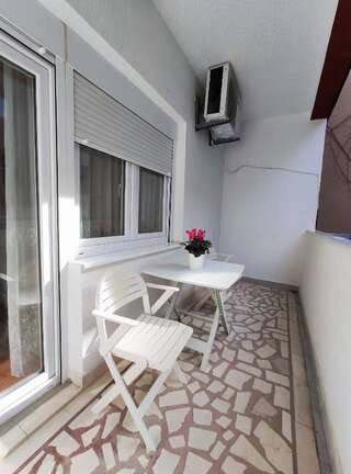 Гостевой дом Rooms and Apartments Rosa Бечичи Номер-студио с террасой-12