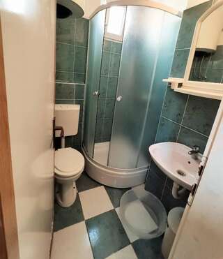 Гостевой дом Rooms and Apartments Rosa Бечичи Номер-студио с балконом-3