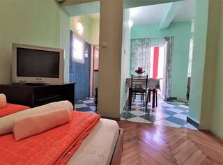 Гостевой дом Rooms and Apartments Rosa Бечичи Номер-студио с балконом-5