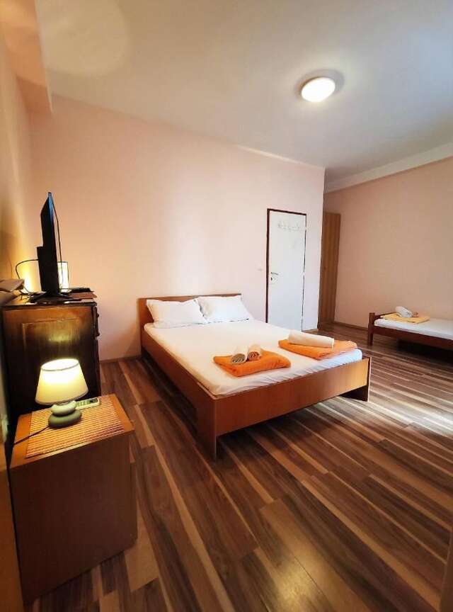 Гостевой дом Rooms and Apartments Rosa Бечичи-15