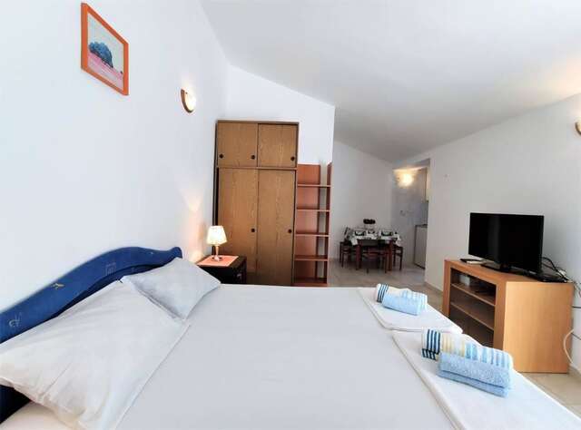 Гостевой дом Rooms and Apartments Rosa Бечичи-44